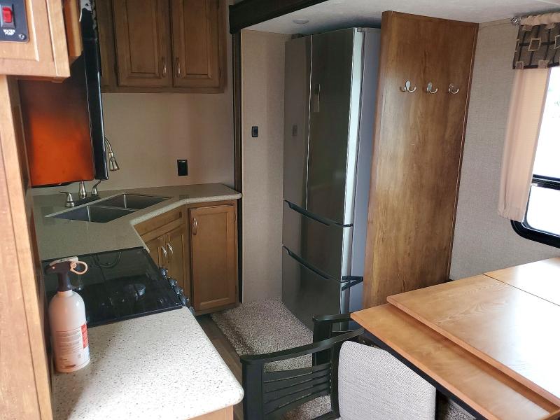 2018 Chaparral Coachmen VIN 5ZT3CH2B8JA317147 COPART salvage auction — WATER/FLOOD, FL - CERT OF TITLE-SLVG REBLD FLOOD, sold $8,100 on 2026-07-23 (photo 6)