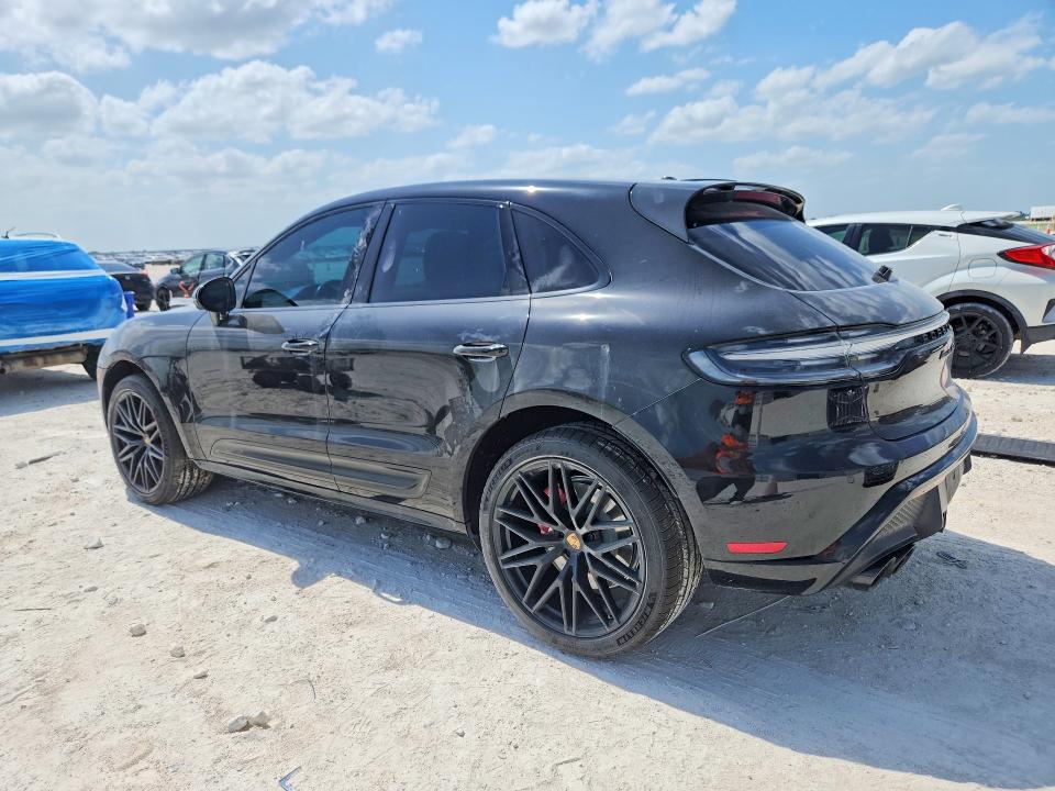 2022 Porsche Macan VIN WP1AF2A5XNLB31451 COPART salvage auction — SIDE, Tx - Salvage Vehicle Title, sold $35,000 on 2026-08-06 (photo 2)