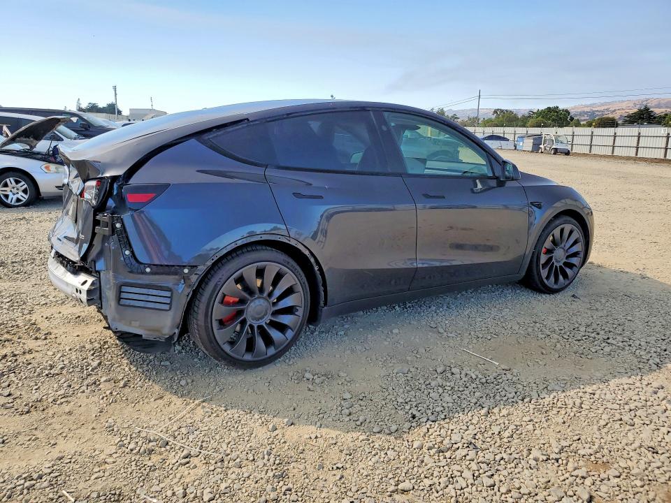 2024 Tesla Model y VIN 7SAYGDEF1RF079621 COPART salvage auction — REAR END, Ca - Salvage Certificate, sold $12,800 on 2026-07-21 (photo 3)