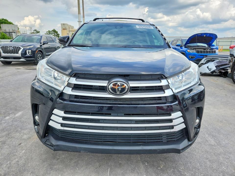 2017 Toyota Highlander VIN 5TDJZRFH4HS400177 COPART salvage auction — SIDE, OK - CERT OF TITLE-SALVAGE, sold $6,000 on 2026-07-29 (photo 5)