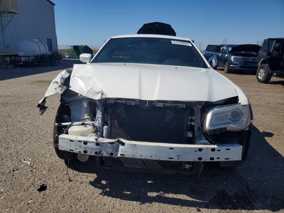 2014 Chrysler 300 VIN 2C3CCAAG3EH243721 COPART salvage auction — FRONT END, Az - Cert Of Title - Salvage, sold $775 on 2026-07-31 (photo 5)