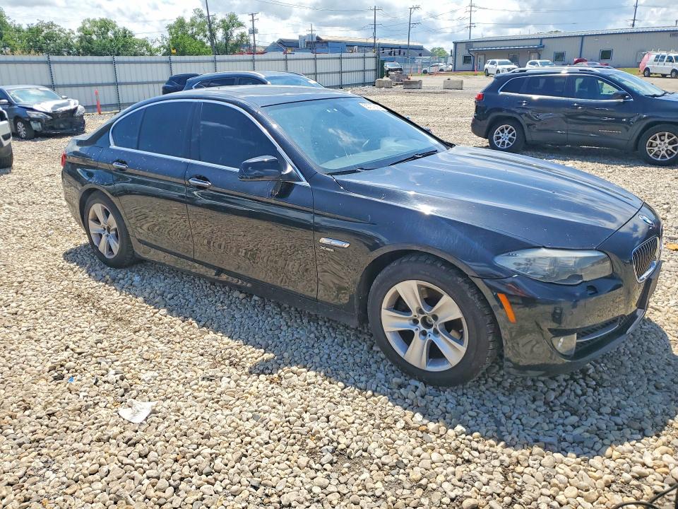 2012 BMW 5er VIN WBAXH5C57CC595229 COPART salvage auction — SIDE, IL - SALVAGE CERTIFICATE, sold $1,700 on 2026-07-10 (photo 4)