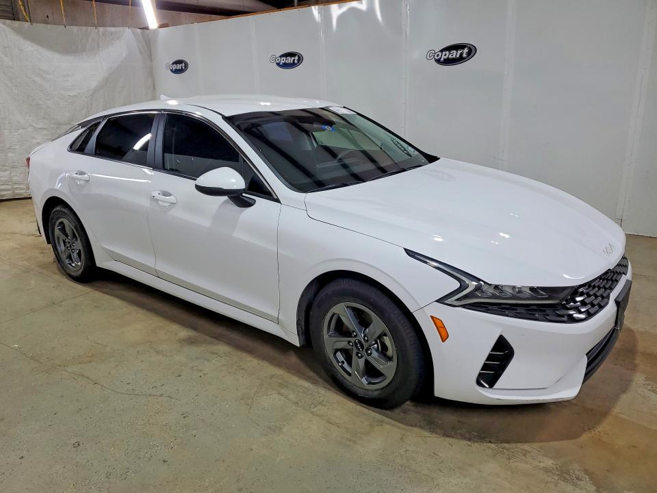 2022 Kia K5 VIN 5XXG14J27NG107748 COPART salvage auction — REAR END, Tx - Certificate Of Title, sold $10,800 on 2026-07-09 (photo 4)