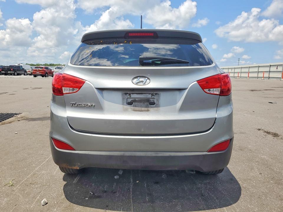 2015 Hyundai Tucson VIN KM8JU3AG8FU063432 COPART salvage auction — FRONT END, Fl - Cert Of Title Slvg Rebuildable, sold $625 on 2026-07-15 (photo 6)