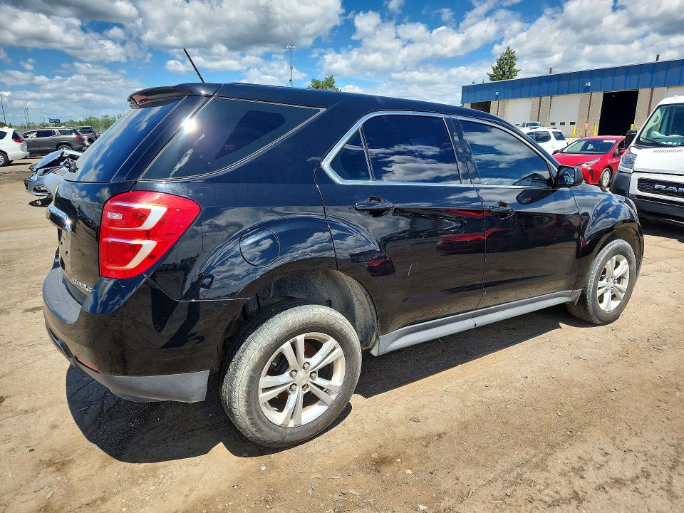 2017 Chevrolet Equinox VIN 2GNALBEK7H1571431 COPART salvage auction — MECHANICAL, Mi - Dealer Only Clean Title, sold $1,500 on 2026-07-02 (photo 3)
