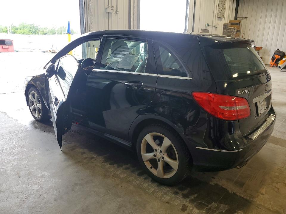 2013 Mercedes-benz B-class VIN WDDMH4EB4DJ153434 COPART salvage auction — SIDE, On - Permit No Brand - Unfit, sold $400 on 2026-07-02 (photo 2)