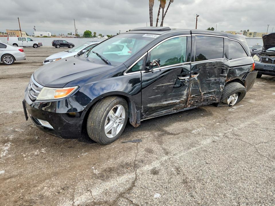 2011 Honda Odyssey VIN 5FNRL5H95BB049116 COPART salvage auction — UNDERCARRIAGE, CA - SALVAGE CERTIFICATE, sold $1,050 on 2026-08-11 (photo 1)
