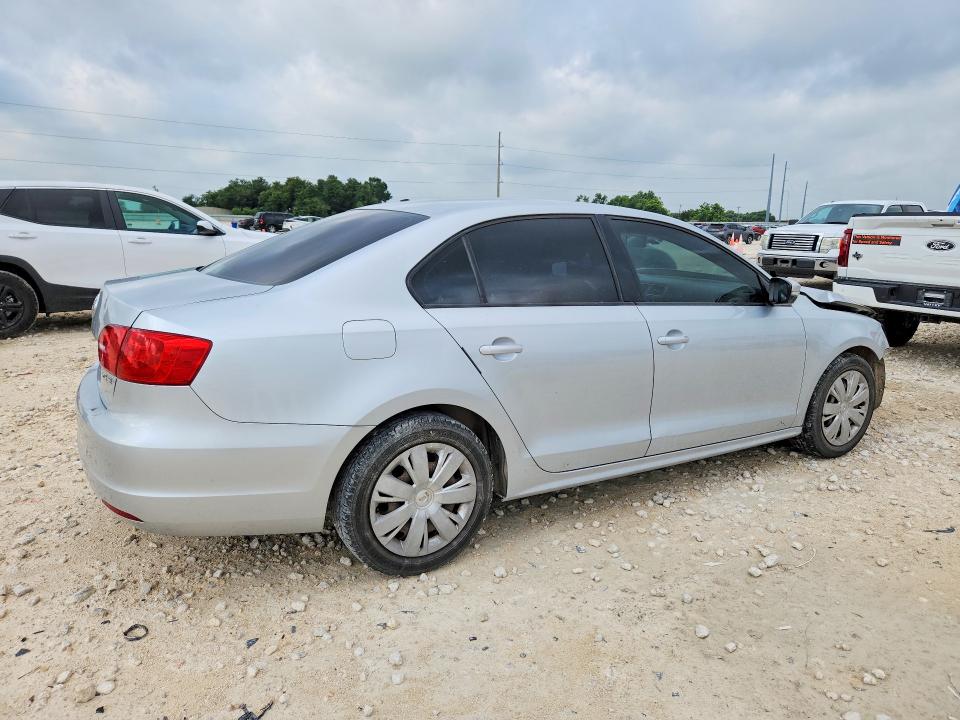 2012 Volkswagen VIN 3VWDP7AJ5CM112708 COPART salvage auction — FRONT END, Tx - Salvage Vehicle Title, sold $400 on 2026-07-02 (photo 3)