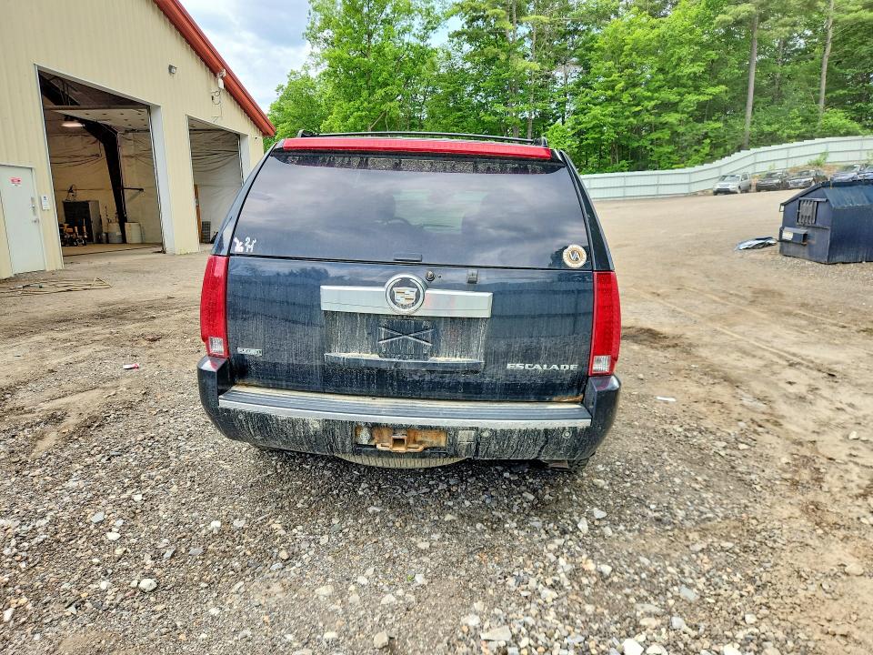 2011 Cadillac Escalade VIN 1GYS4BEF5BR356135 COPART salvage auction — FRONT END, Vt - Certificate Of Title, sold $400 on 2026-07-24 (photo 6)