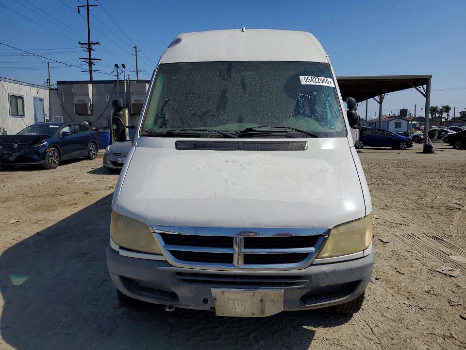 2005 Dodge Sprinter VIN WD2PD744855745886 COPART salvage auction — SIDE, Ca - Dis/Dlr/Exp Only Lien Papers, sold $200 on 2026-07-13 (photo 5)