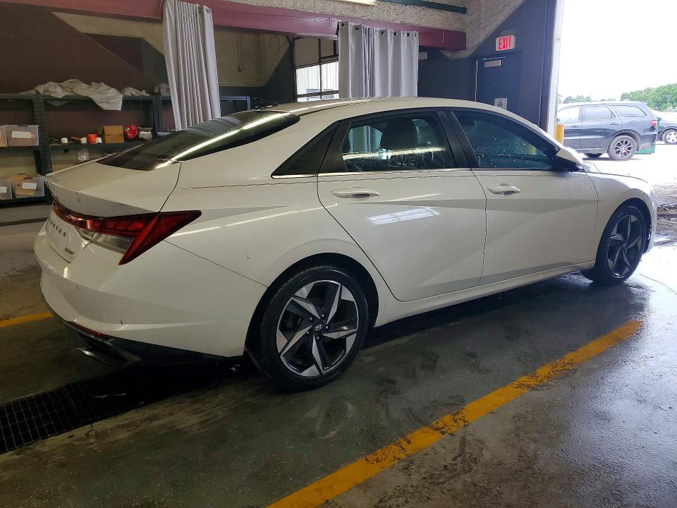 2021 Hyundai Elantra VIN 5NPLP4AG7MH040922 COPART salvage auction — NORMAL WEAR, IL - CERTIFICATE OF TITLE, sold $5,200 on 2026-07-30 (photo 3)