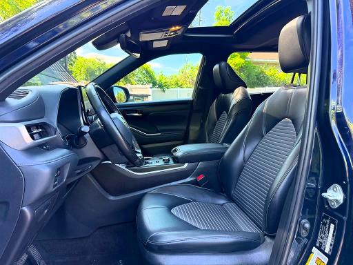 2023 Toyota Highlander VIN 5TDKDRBH0PS019871 COPART salvage auction — MINOR DENT/SCRATCHES, Ny - Certificate Of Title, sold $25,750 on 2026-07-10 (photo 9)