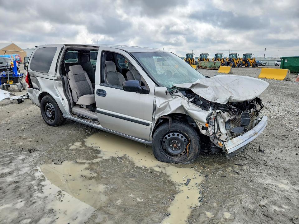 2008 Chevrolet Uplander VIN 1GNDV23W08D181126 COPART salvage auction — FRONT END, Co - Public - Salvage Title, sold $250 on 2026-07-07 (photo 4)