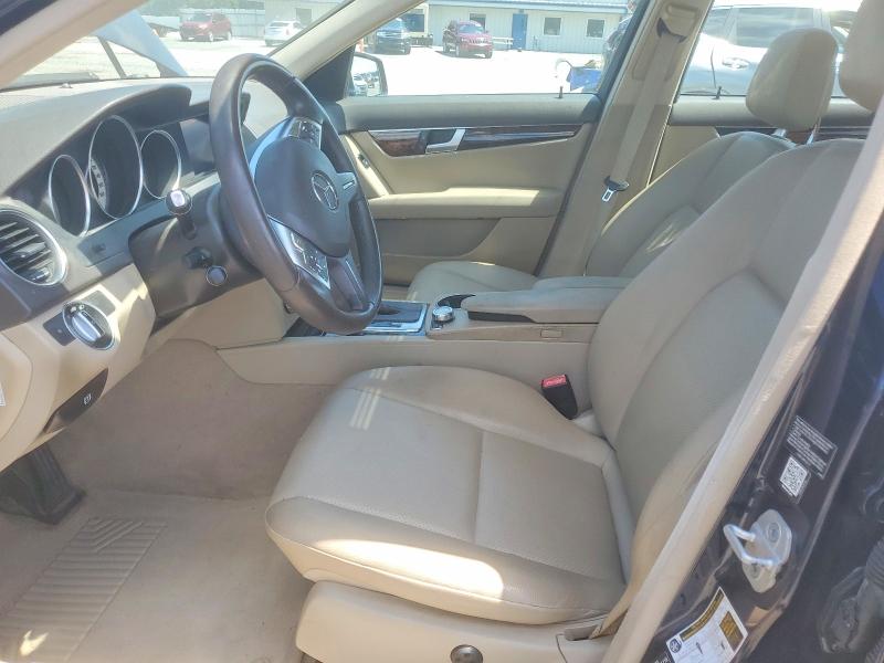 2014 Mercedes-benz C-klasse VIN WDDGF4HB5EG248596 COPART salvage auction — NORMAL WEAR, Mt - Dealer Only Clean Title, sold $450 on 2026-07-27 (photo 7)