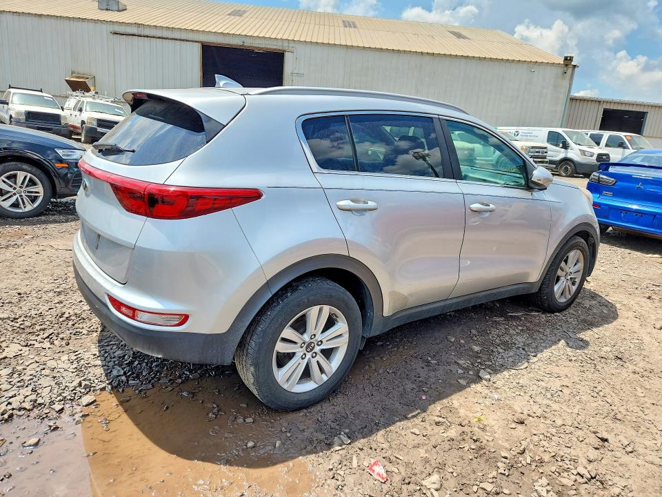 2017 Kia Sportage VIN KNDPM3AC6H7163655 COPART salvage auction — VANDALISM, Pa - Certificate Of Salvage, sold $2,300 on 2026-07-06 (photo 3)