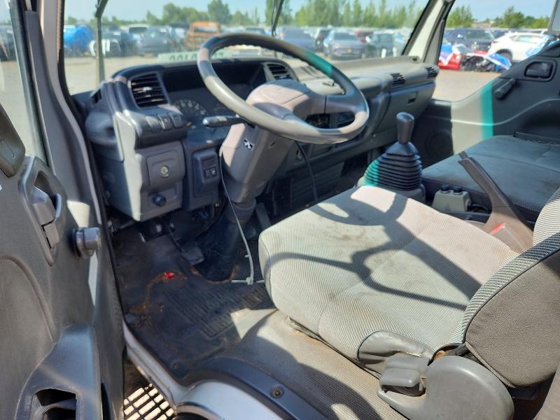 2000 Chevrolet VIN J8BC4B157Y7013068 COPART salvage auction — FRONT END, Or - Salvage Title Certificate, sold $50 on 2026-07-15 (photo 8)