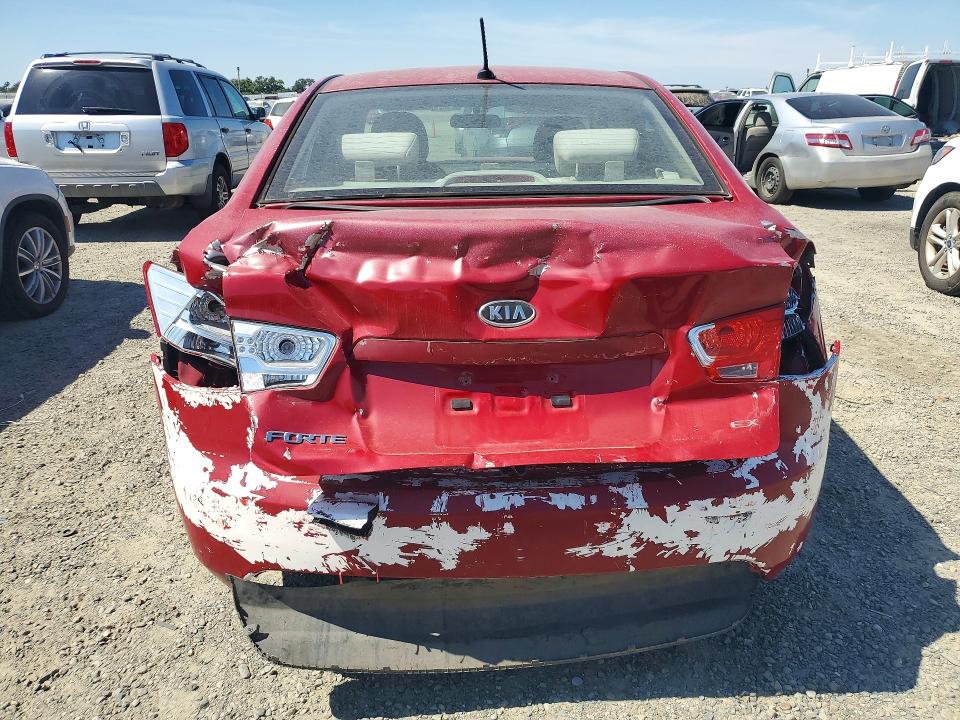 2013 Kia Forte VIN KNAFU4A28D5740603 COPART salvage auction — REAR END, CA - SALVAGE CERTIFICATE, sold $225 on 2026-07-16 (photo 6)