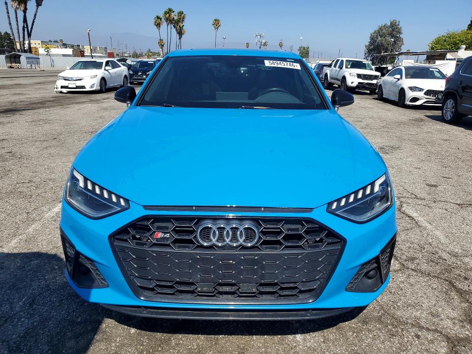 2020 Audi Rs4 VIN WAUB4AF4XLA051739 COPART salvage auction — MINOR DENT/SCRATCHES, Ca - Dis/Dlr/Exp Only Clean Title, sold $20,000 on 2026-07-10 (photo 5)