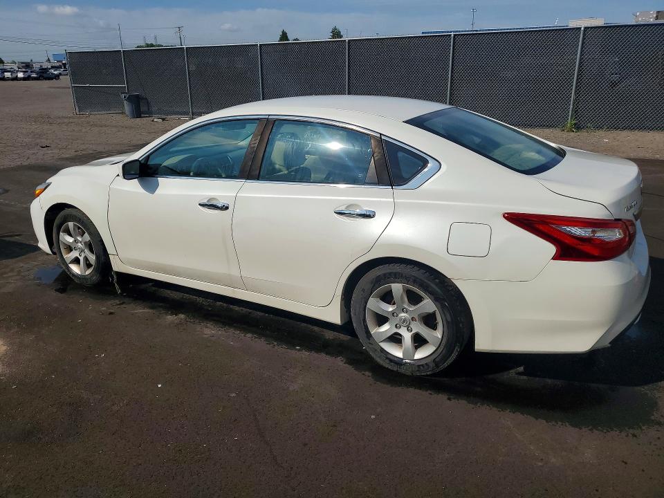 2016 Nissan Altima VIN 1N4AL3AP7GN336255 COPART salvage auction — MINOR DENT/SCRATCHES, Mi - Certificate Of Title, sold $475 on 2026-07-02 (photo 2)