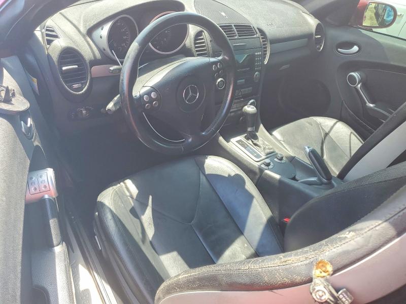 2005 Mercedes-benz Slk-klasse VIN WDBWK56F65F057108 COPART salvage auction — SIDE, Fl - Cert Of Title Slvg Rebuildable, sold $500 on 2026-08-12 (photo 8)