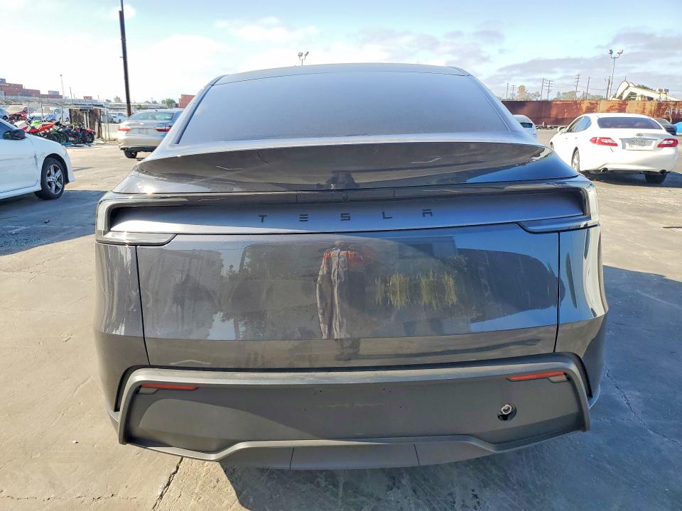 2026 Tesla Model y VIN 7SAYGDED0TF386011 COPART salvage auction — FRONT END, Ca - Salvage Certificate, sold $13,600 on 2026-07-31 (photo 6)