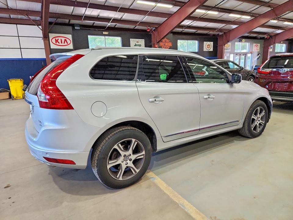 2015 Volvo VIN YV4902RK5F2755548 COPART salvage auction — FRONT END, Ny - Cert Of Title-Salvage, sold $2,650 on 2026-08-13 (photo 3)