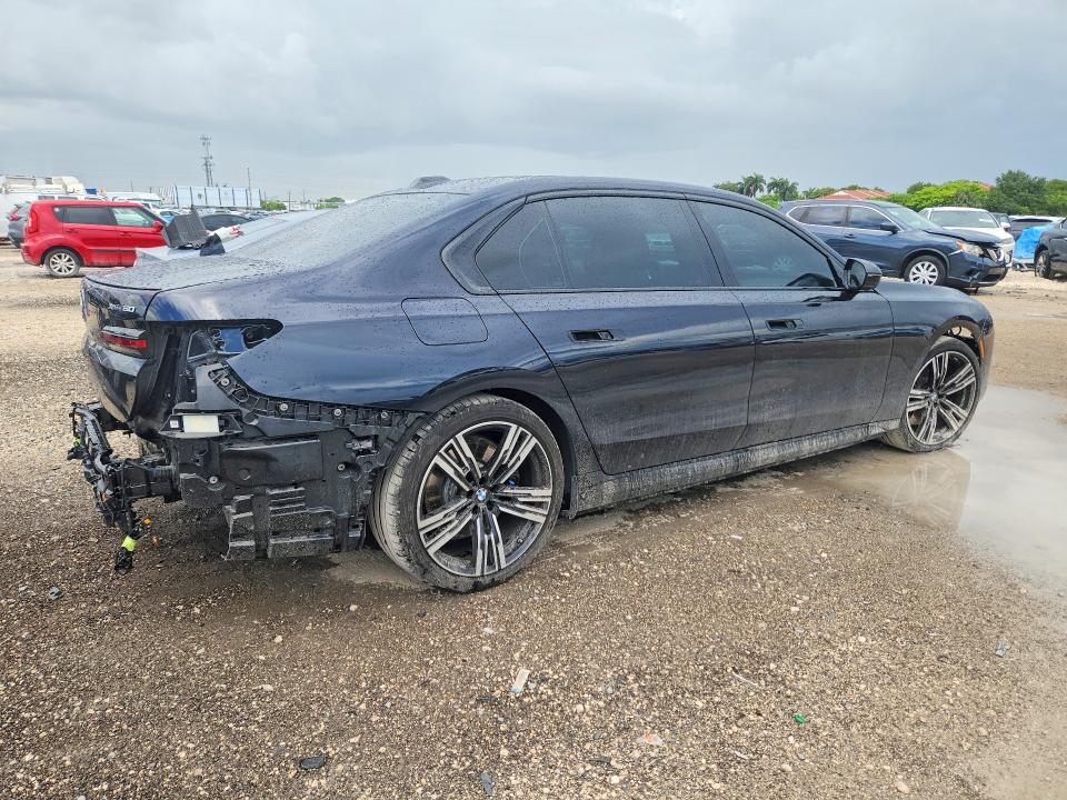 2025 BMW I7 VIN WBY53EJ05SCV16931 COPART salvage auction — FRONT END, Fl - Cert Of Title Slvg Rebuildable, sold $39,000 on 2026-08-28 (photo 3)