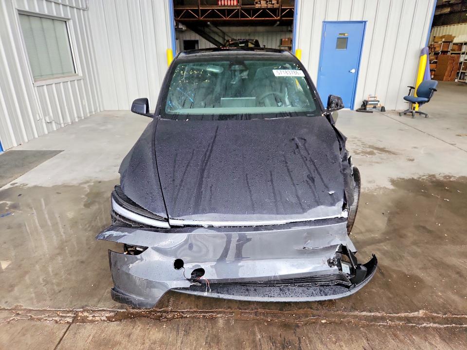 2026 Tesla Model y VIN 7SAYGDED2TF643475 COPART salvage auction — FRONT END, Az - Cert Of Title - Salvage, sold $7,100 on 2026-07-24 (photo 5)