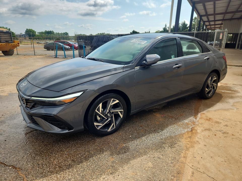 2024 Hyundai Elantra VIN KMHLS4DG2RU835458 COPART salvage auction — MINOR DENT/SCRATCHES, AL - CERTIFICATE OF TITLE, sold $15,700 on 2026-07-23 (photo 1)