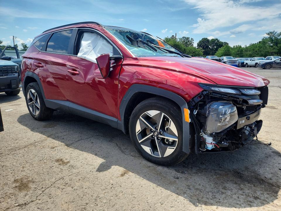 2025 Hyundai Tucson VIN KM8JCDD12SU316934 COPART salvage auction — ROLLOVER, PA - CERTIFICATE OF SALVAGE, sold $2,350 on 2026-07-31 (photo 4)