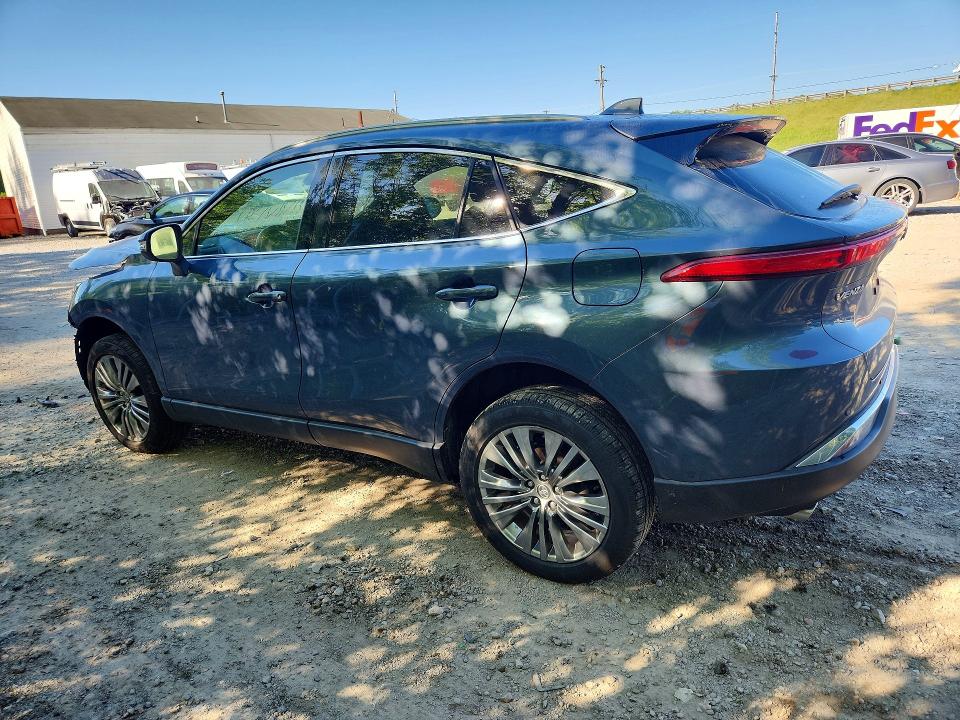 2022 Toyota Venza VIN JTEAAAAH0NJ089061 COPART salvage auction — FRONT END, OH - CERT OF TITLE-SALVAGE, sold $9,900 on 2026-07-08 (photo 2)
