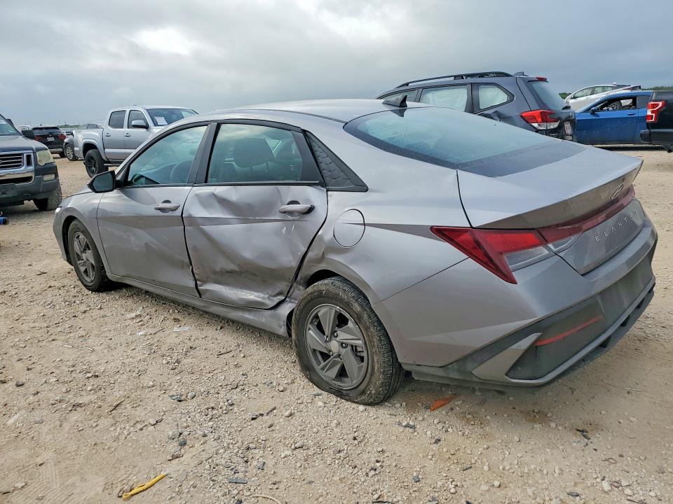 2025 Hyundai Elantra VIN KMHLL4DG0SU039522 COPART salvage auction — SIDE, Tx - Salvage Vehicle Title, sold $6,000 on 2026-07-16 (photo 2)
