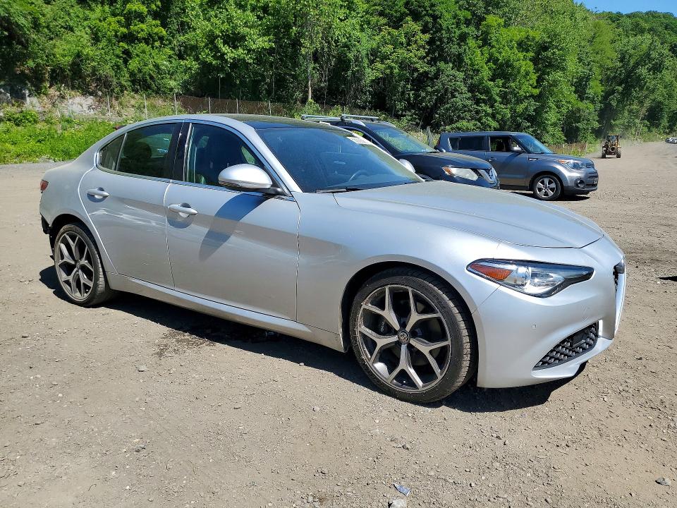2019 Alfa romeo Giulia VIN ZARFANAN9K7609134 COPART salvage auction — REAR END, Ny - Mv907A-Parts Only W/Lienholder, sold $3,200 on 2026-08-25 (photo 4)