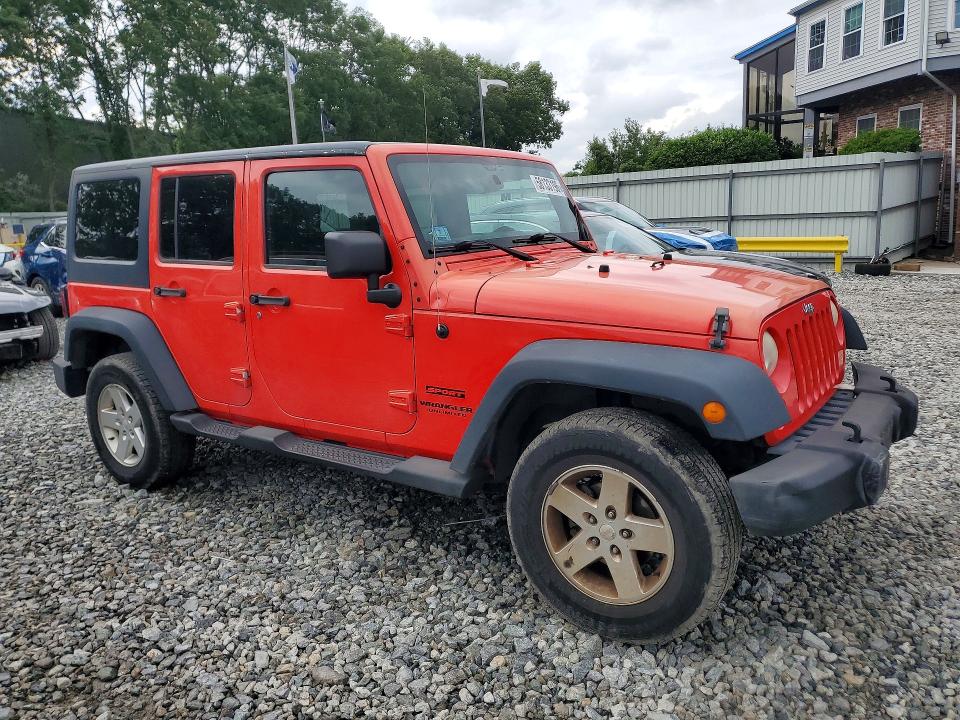 2013 Jeep Wrangler unlimited VIN 1C4BJWDG5DL582536 COPART salvage auction — FRONT END, Ma - Certificate Of Title, sold $2,100 on 2026-07-02 (photo 4)
