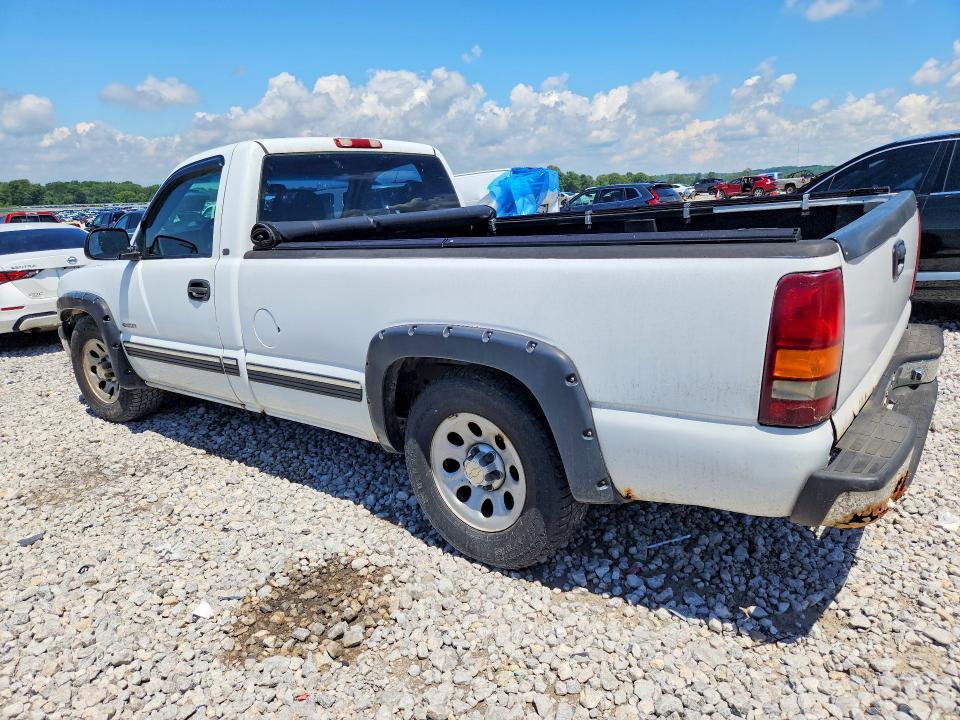 2001 Chevrolet Silverado 1500 VIN 1GCEC14V31E168101 COPART salvage auction — FRONT END, Mi - Dealer Only Clean Title, sold $650 on 2026-07-09 (photo 2)