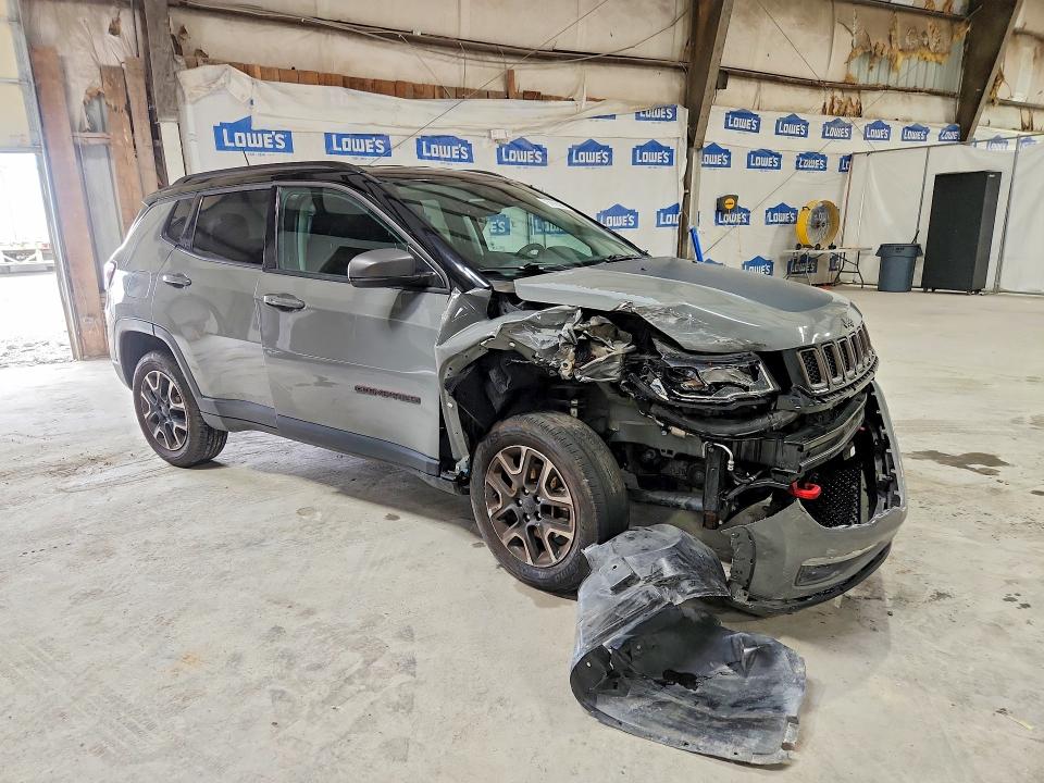 2021 Jeep Compass VIN 3C4NJDDB0MT529253 COPART salvage auction — FRONT END, Tn - Salvage Certificate, sold $2,700 on 2026-08-03 (photo 4)