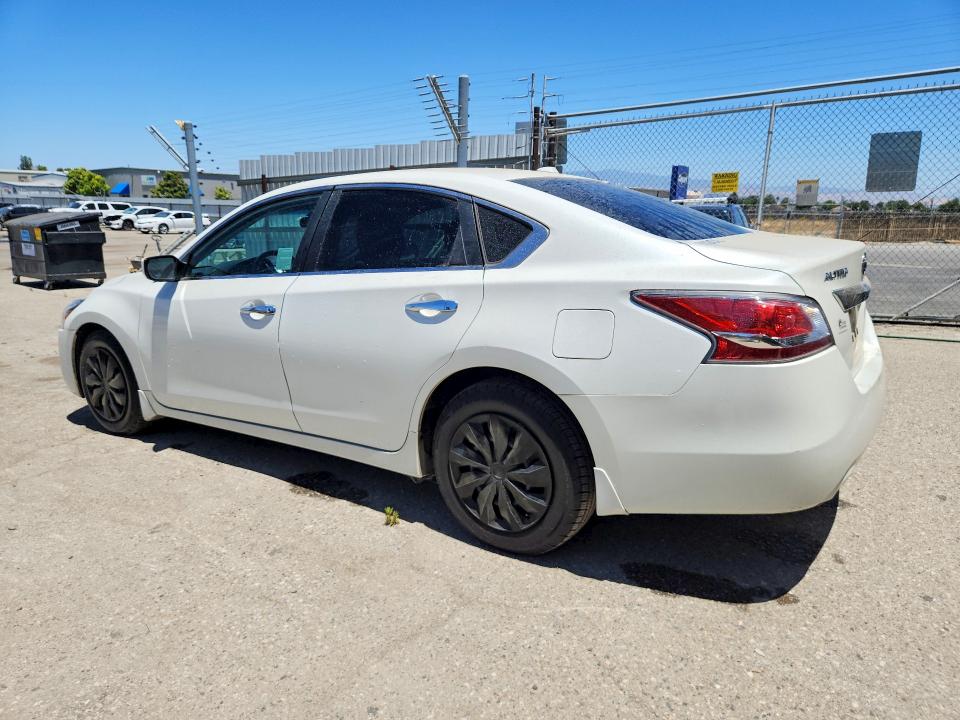 2015 Nissan Altima VIN 1N4AL3AP7FC197464 COPART salvage auction — NORMAL WEAR, CA - CERTIFICATE OF TITLE, sold $450 on 2026-07-02 (photo 2)