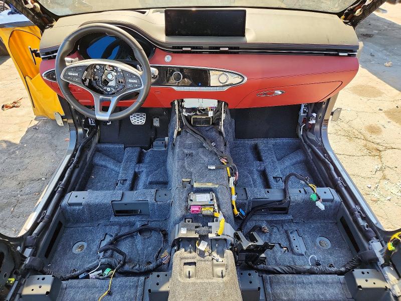 2024 Genesis Gv70 VIN 5NMMCDTC0RH001863 COPART salvage auction — STRIPPED, Ca - Certificate Of Title, sold $1,900 on 2026-07-30 (photo 8)