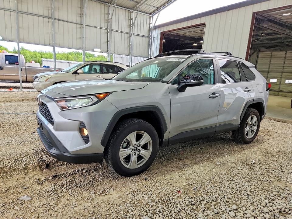 2021 Toyota Rav 4 VIN 2T3P1RFV7MC155182 — COPART salvage auction photo