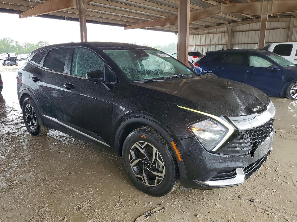 2023 Kia Sportage VIN KNDPU3AFXP7035783 COPART salvage auction — FRONT END, TX - SALVAGE VEHICLE TITLE, sold $8,100 on 2026-07-24 (photo 4)
