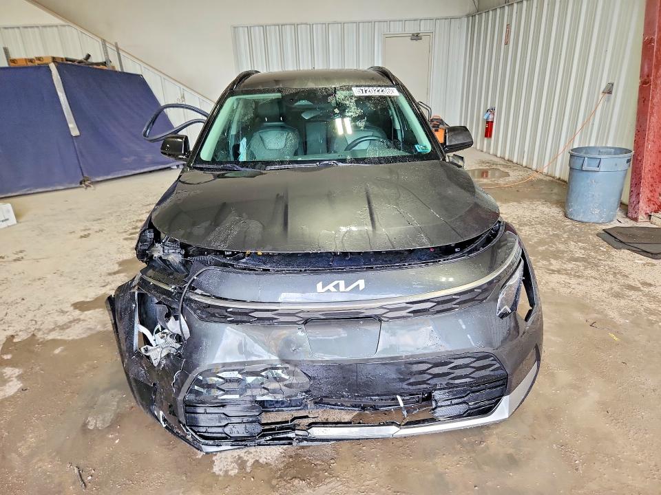 2024 Kia Niro VIN KNDCR3L16R5107563 COPART salvage auction — FRONT END, Va - Cert Of Title - Salvage, sold $4,400 on 2026-07-13 (photo 5)