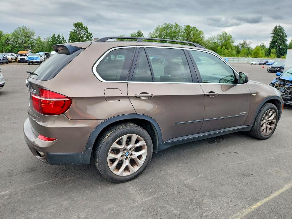 2013 BMW X5 VIN 5UXZV4C50D0B06897 COPART salvage auction — MECHANICAL, Or - Certificate Of Title, sold $1,600 on 2026-07-06 (photo 3)