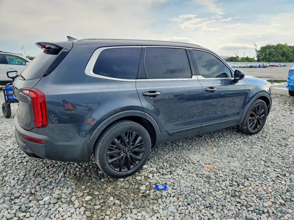 2022 Kia Telluride VIN 5XYP5DHC8NG226715 COPART salvage auction — MINOR DENT/SCRATCHES, Wv - Certificate Of Title, sold $13,100 on 2026-07-13 (photo 3)
