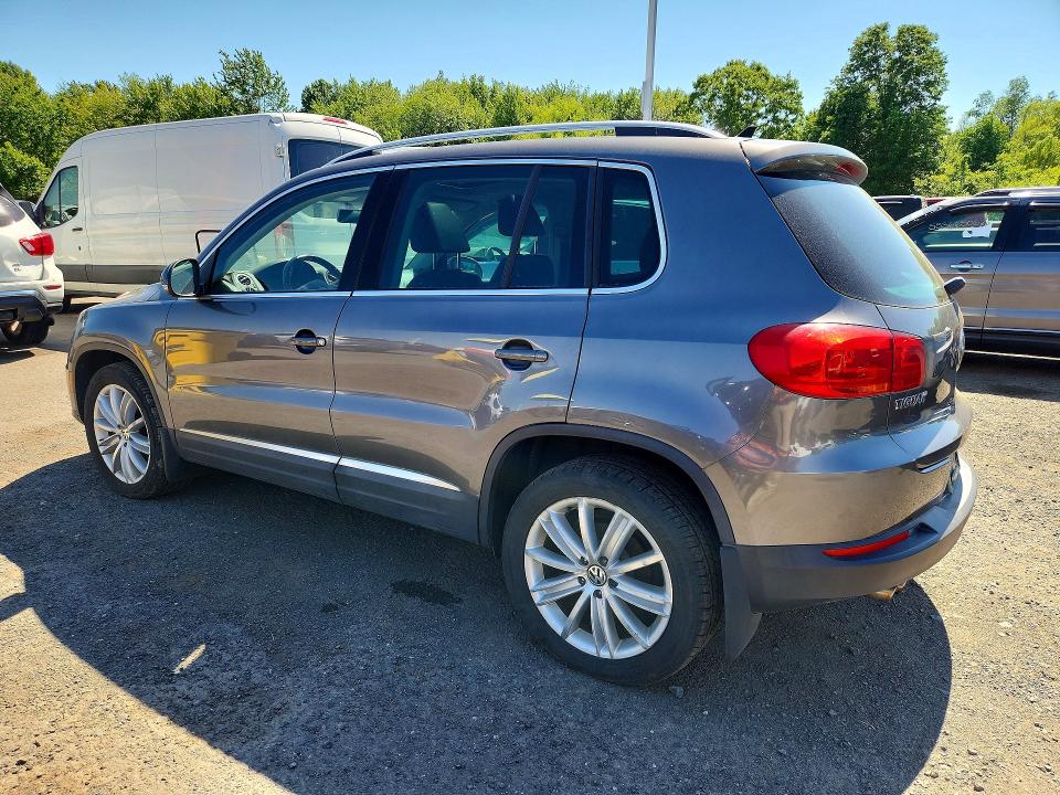 2012 Volkswagen Tiguan VIN WVGBV7AX1CW005705 COPART salvage auction — MINOR DENT/SCRATCHES, Ny - Certificate Of Title, sold $3,500 on 2026-07-09 (photo 2)