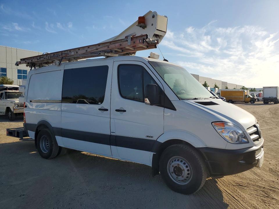 2013 Mercedes-benz VIN WD3PF3CC3D5808060 COPART salvage auction — SIDE, Ca - Salvage Certificate, sold $7,300 on 2026-07-15 (photo 4)