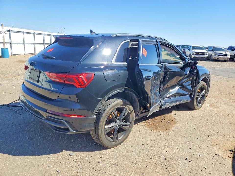 2020 Audi Q3 VIN WA1DECF3XL1110083 COPART salvage auction — SIDE, TX - CERT OF TITLE-REBUILT SALVAGE, sold $2,550 on 2026-07-14 (photo 3)