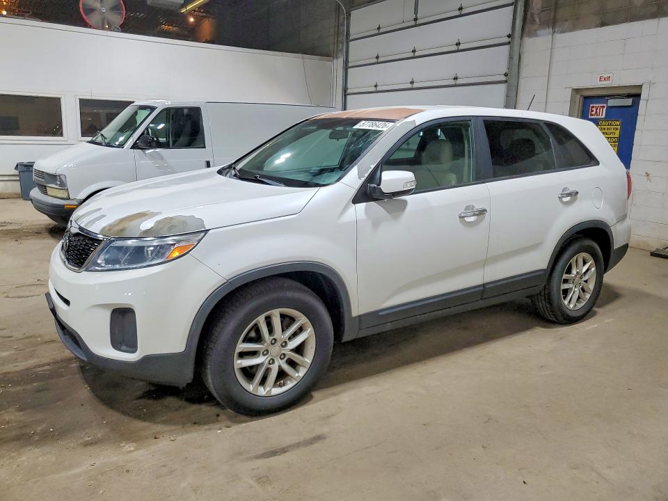 2015 Kia Sorento VIN 5XYKT3A62FG590077 COPART salvage auction — HAIL, Salvage Title, sold $1,200 on 2026-07-21 (photo 1)