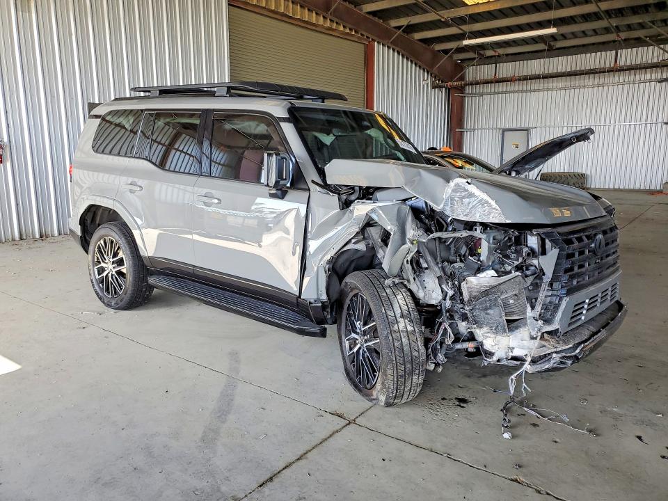 2024 Lexus Gx 550 VIN JTJTBCDX1R5019959 COPART salvage auction — FRONT END, CA - SALVAGE CERTIFICATE, sold $30,250 on 2026-07-13 (photo 4)