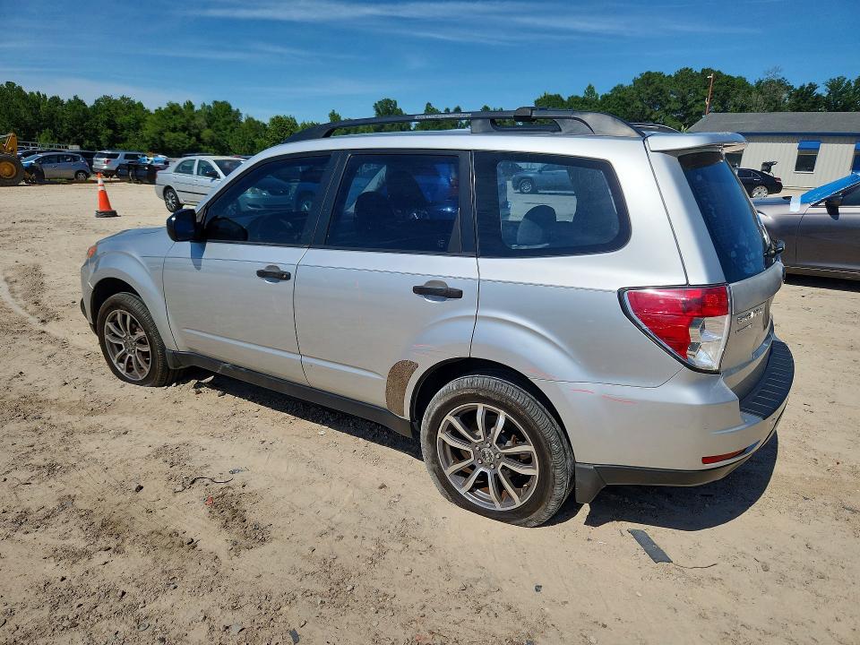 2010 Subaru Forester VIN JF2SH6BC2AH792538 COPART salvage auction — FRONT END, Fl - Cert Of Title Slvg Rebuildable, sold $350 on 2026-07-10 (photo 2)