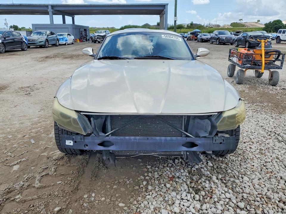 2009 BMW Z4 VIN WBALM535X9E161149 COPART salvage auction — FRONT END, FL - DEALER ONLY CLEAN TITLE (P), sold $4,000 on 2026-07-13 (photo 5)